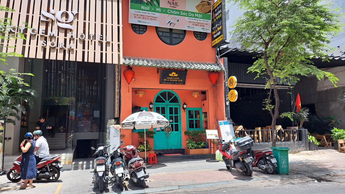 GOLDEN LOTUS SPA