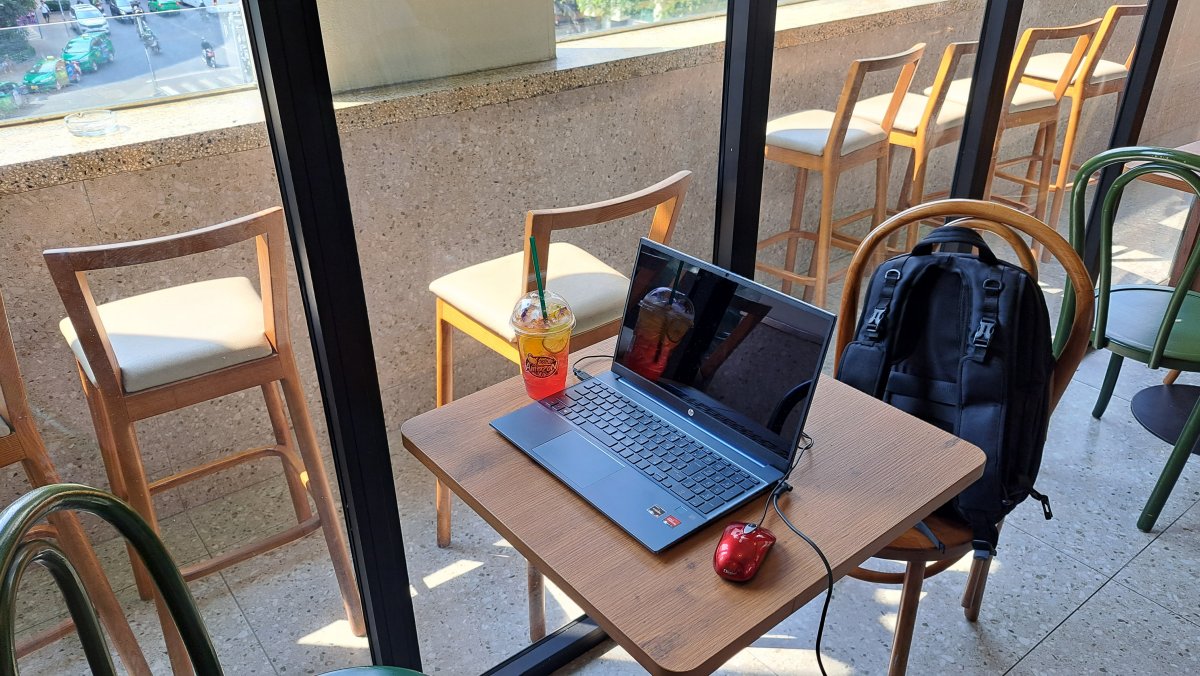 Cafe Amazon の店内