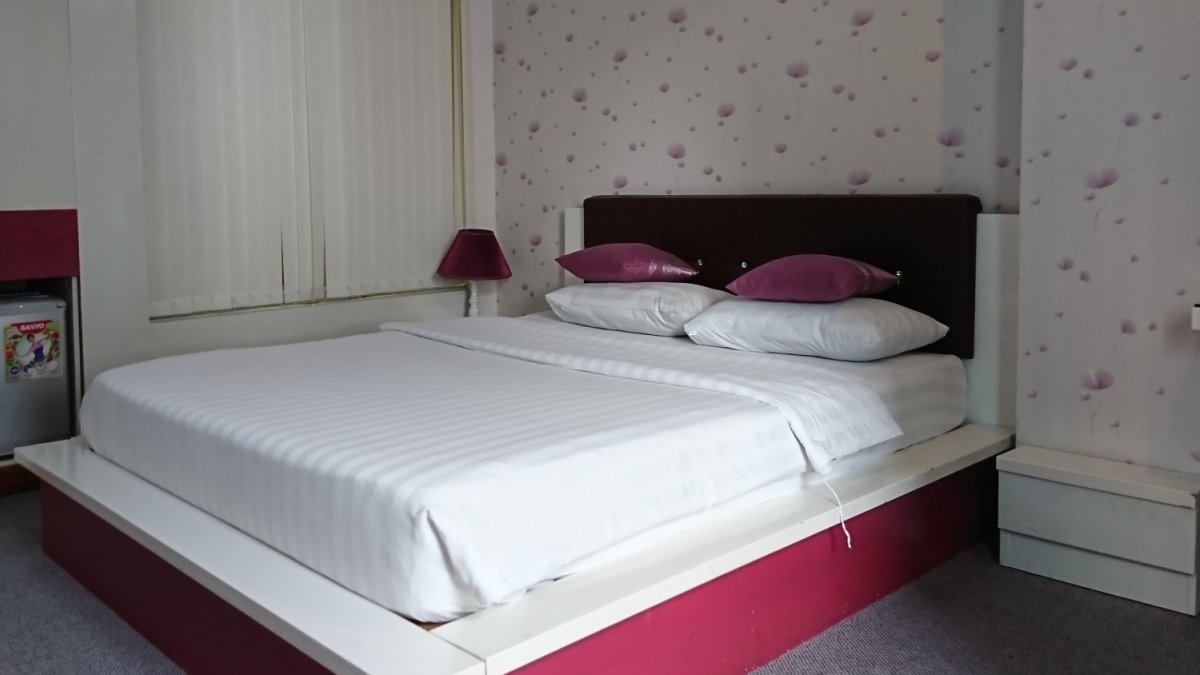 ベトナムの格安ホテルの部屋