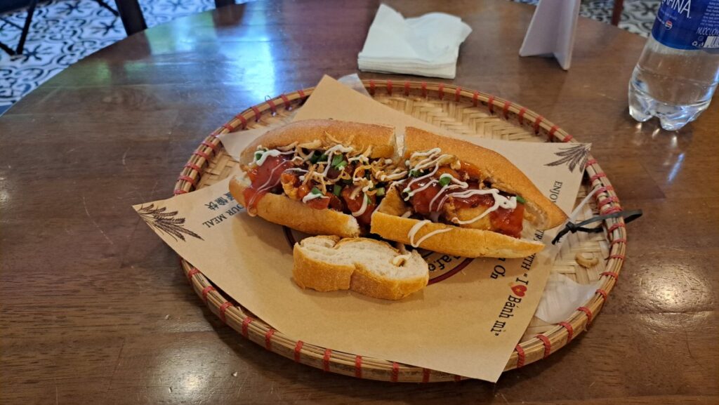 I love binh mi のバインミー（チキン）