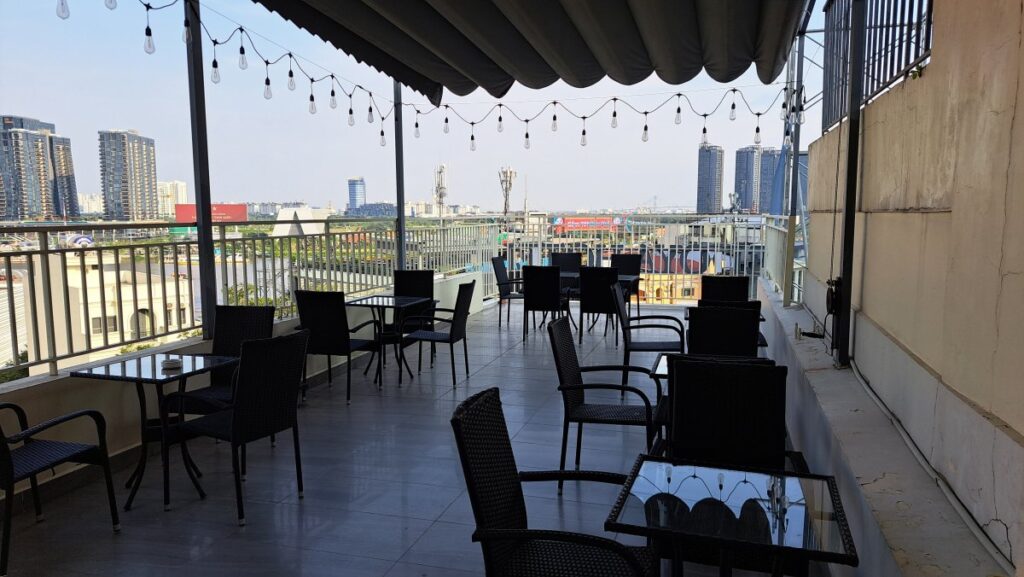 江戸屋ホテルの屋上スペース