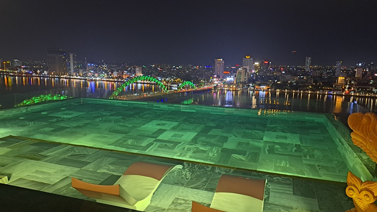 インフィニティプール