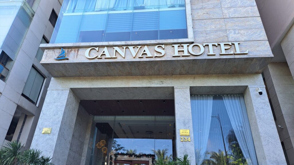 Canvas Danang Beach Hotel の外観