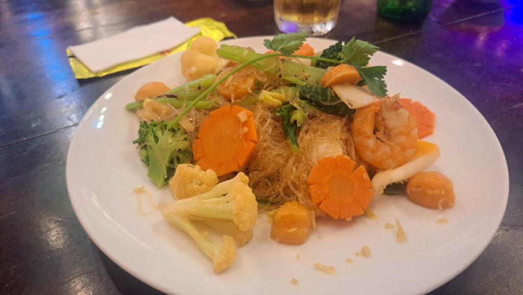 miến xào hải sản（ミエン・サオ・ハイサン）