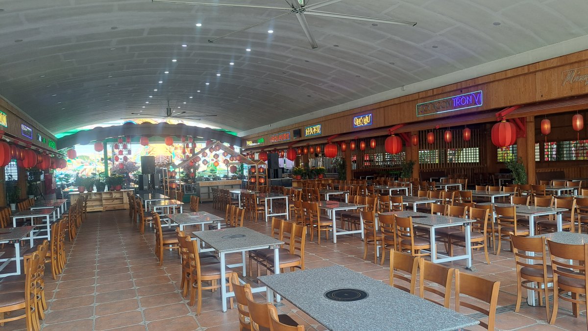 スイティエン公園のレストランエリア