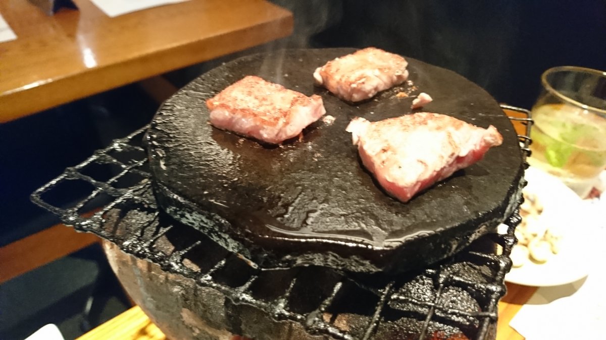 牛肉の石版焼き