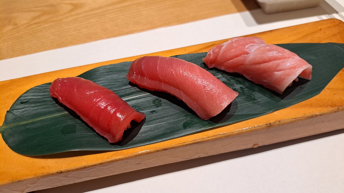 すし処 きよ田のまぐろ(赤身・中とろ・大トロ)