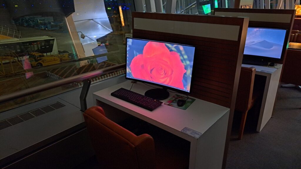 ROSE Business Lounge のインターネットエリア