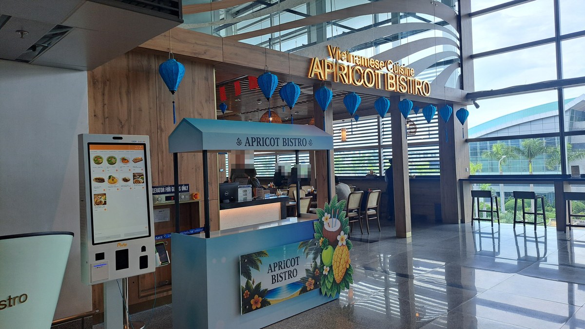 「Apricot Bistro」